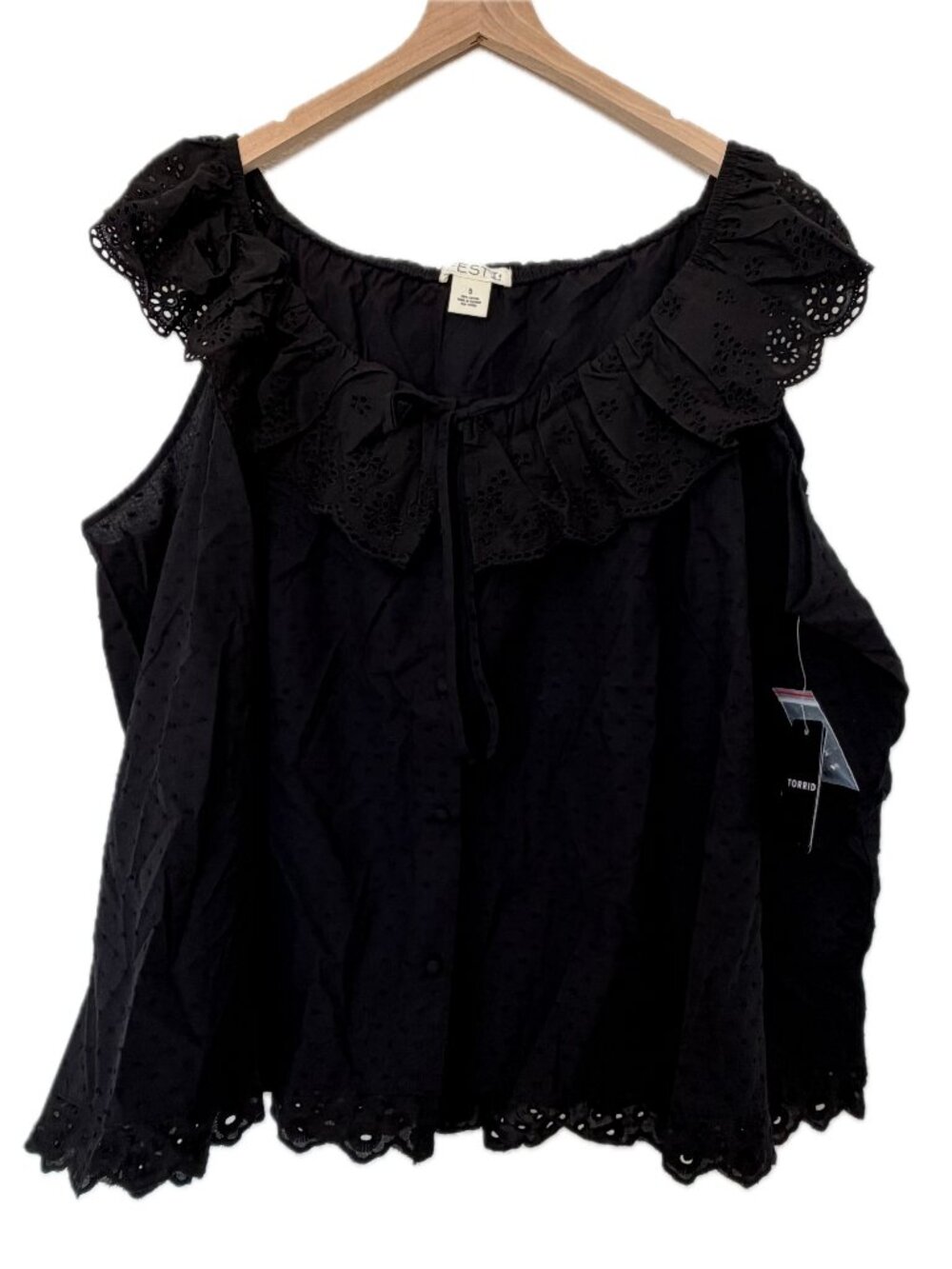 New Torrid x Festi Black Embroidery Ruffle Button Top - Size 5X